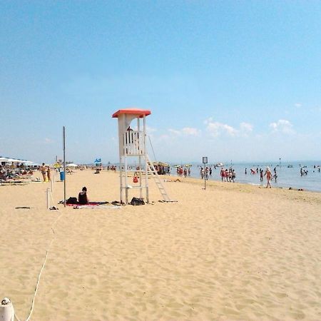 ליגננו סביאדורו Lucerna Apartments At Sabbiadoro Beach מראה חיצוני תמונה