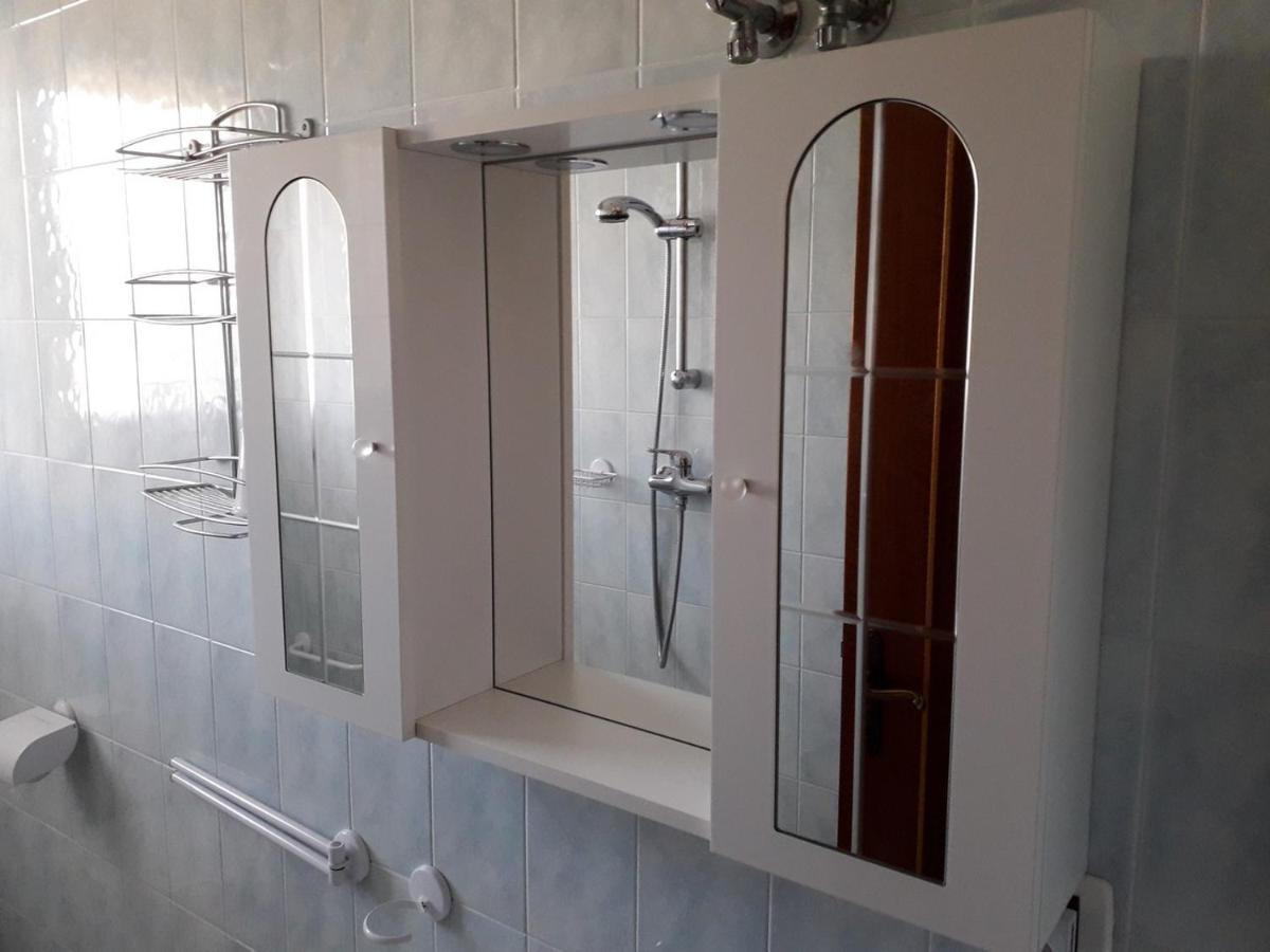 ליגננו סביאדורו Lucerna Apartments At Sabbiadoro Beach מראה חיצוני תמונה